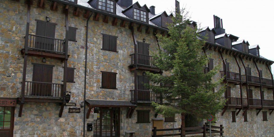 فندق Residencial La Solana Vall De Boi المظهر الخارجي الصورة