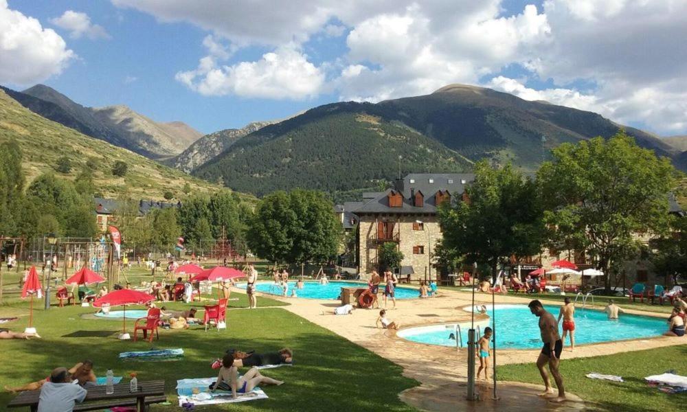 فندق Residencial La Solana Vall De Boi المظهر الخارجي الصورة
