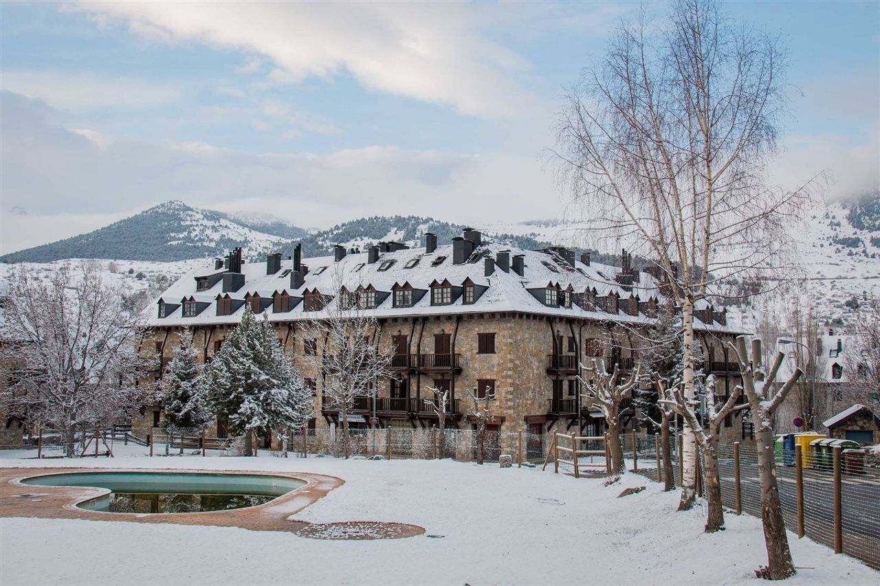 فندق Residencial La Solana Vall De Boi المظهر الخارجي الصورة